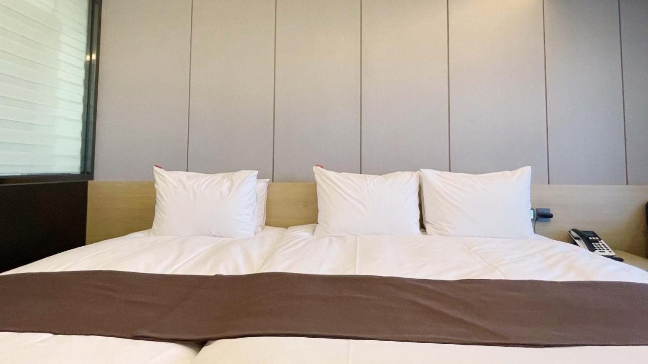 Jackson9S Hotel Chuncheon Bagian luar foto