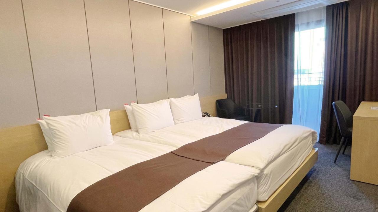 Jackson9S Hotel Chuncheon Bagian luar foto