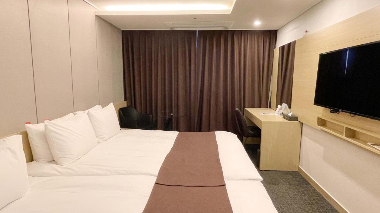 Jackson9S Hotel Chuncheon Bagian luar foto