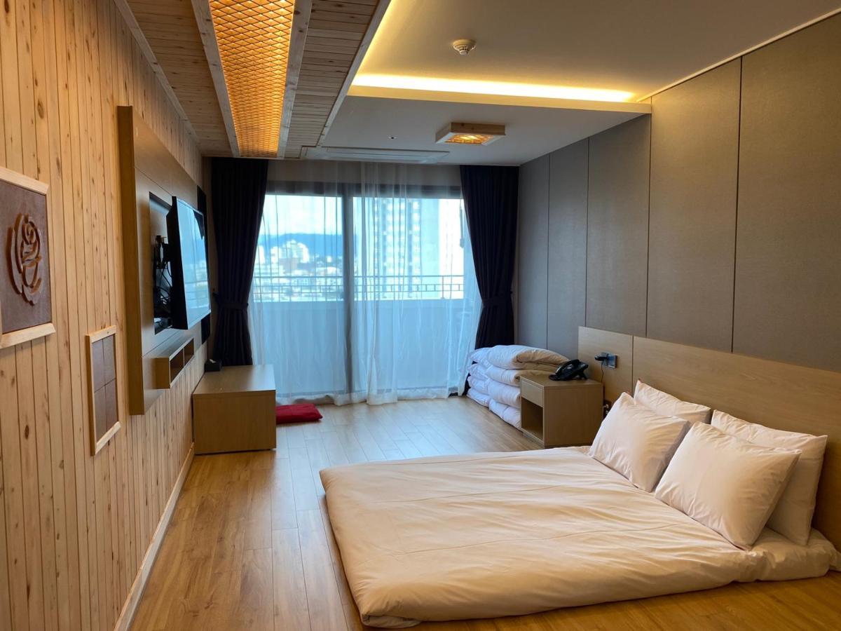 Jackson9S Hotel Chuncheon Bagian luar foto